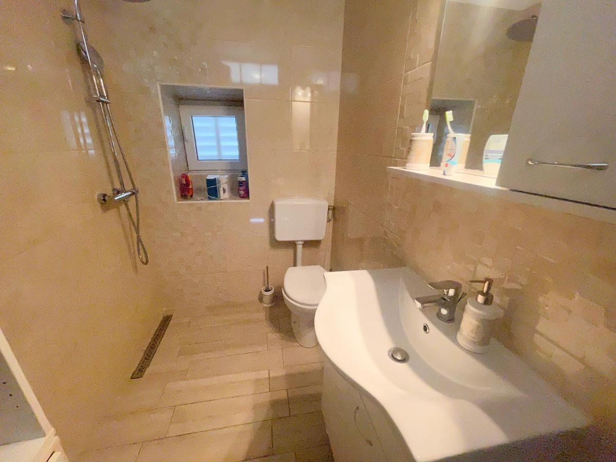 Apartmani Fabijan&Florijan Dramalj Eksteriør bilde